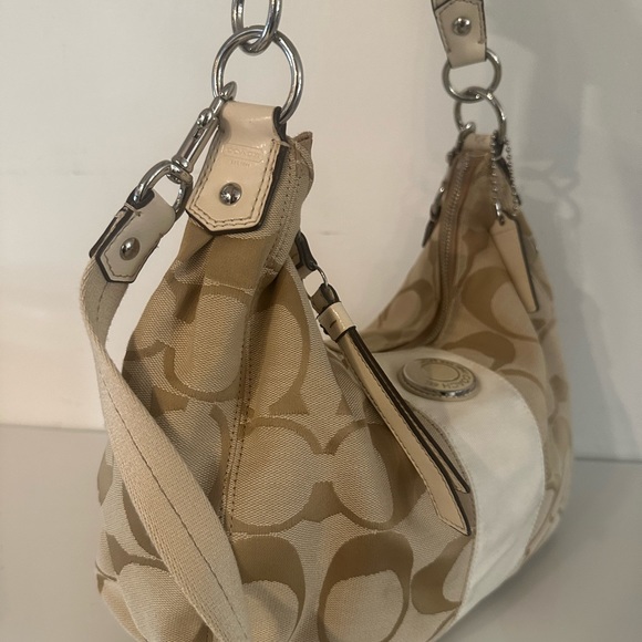 Authentic COACH Signature 2Way Shoulder Bag Canvas Leather - Picture 3 of 8